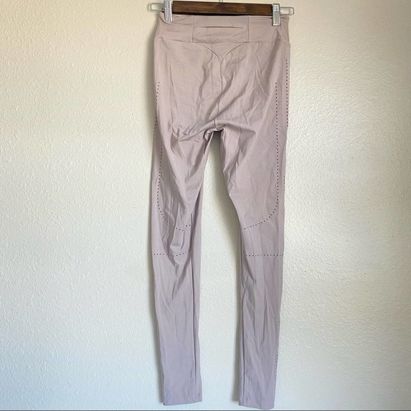 Gymshark Laser Cut Tights Taupe Medium - Picture 8 of 10